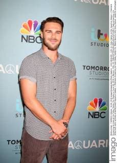 LOS ANGELES - JUN 16: Grey Damon at the Aquarius Season 2 Premiere Screening Arrivals at the Paley Center For Media on June 16, 2016 in Beverly Hills, CA  KathyxHutchins
