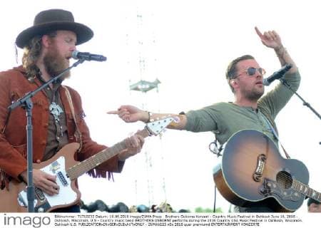 Brothers Osborne Konzert - Country Music Festival in Oshkosh June 16, 2016 - Oshkosh, Wisconsin, U.S - Country music band BROTHERS OSBORNE performs during the 2016 Country USA Music Festival in Oshkosh, Wisconsin. Oshkosh U.S. - ZUMAb115