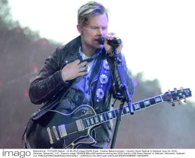 Frankie Ballard Konzert - Country Music Festival in Oshkosh June 16, 2016 - Oshkosh, Wisconsin, U.S - Country singer FRANKIE BALLARD performs during the 2016 Country USA Music Festival in Oshkosh, Wisconsin. Oshkosh U.S. - ZUMAb115