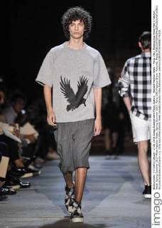 Mailand Fashion Week - Ports 1961 Modenschau Milan Men s Fashion Week Spring Summer 2017 Milan Fashion Week, Spring Summer 2017. Ports 1961 Fashion Show. Pictured: Model  RiccardoxGiordanoxfotosicki