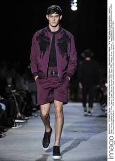 Mailand Fashion Week - Ports 1961 Modenschau Milan Men s Fashion Week Spring Summer 2017 Milan Fashion Week, Spring Summer 2017. Ports 1961 Fashion Show. Pictured: Model  RiccardoxGiordanoxfotosicki