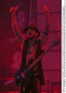 Former Red Hot Chili Peppers guitarist and current member of Jane s Addiction, Dave Navarro, during the second journey of the Mad Cool music festival at the Caja Magica in Madrid, Spain, 17 June 2016. SECOND JOURNEY OF MAD COOL FESTIVAL !ACHTUNG: NUR REDAKTIONELLE NUTZUNG!  MAD005 20160618-636018092802048435