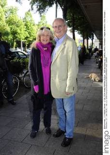 Wilfried Klaus mit Ehefrau Wera Premiere Treppe aufwärts Kino Monopol München 17. Juni 2016