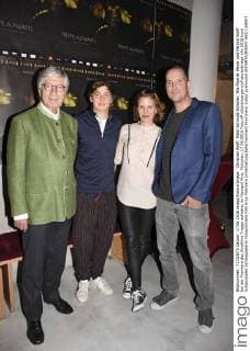 Christian Wolff, Matti Schmidt-Schaller, Mia Maariel Meyer und Patrick Wolff bei der Premiere des Kinofilms Treppe aufwärts im Monopol Kino. München, 17.06.2016 Foto:xP.xSchönbergerx xFuturexImage