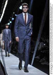 Mailand Men s Fashion Week - Canali Milan Men s Fashion Week Spring Summer 2017 Milan Fashion Week, Spring Summer 2017. CHANNEL FASHION SHOW. Pictured: model  RiccardoxGiordanoxfotosicki