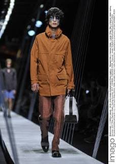 Mailand Men s Fashion Week - Canali Milan Men s Fashion Week Spring Summer 2017 Milan Fashion Week, Spring Summer 2017. CHANNEL FASHION SHOW. Pictured: model  RiccardoxGiordanoxfotosicki