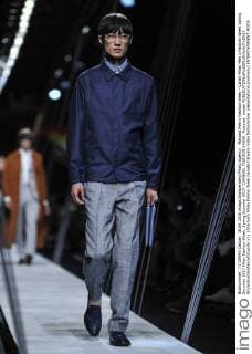 Mailand Men s Fashion Week - Canali Milan Men s Fashion Week Spring Summer 2017 Milan Fashion Week, Spring Summer 2017. CHANNEL FASHION SHOW. Pictured: model  RiccardoxGiordanoxfotosicki