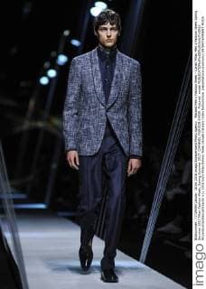 Mailand Men s Fashion Week - Canali Milan Men s Fashion Week Spring Summer 2017 Milan Fashion Week, Spring Summer 2017. CHANNEL FASHION SHOW. Pictured: model  RiccardoxGiordanoxfotosicki