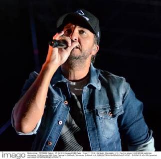 June 17, 2016 - Oshkosh, Wisconsin, U.S - Country singer LUKE BRYAN performs during the 2016 Country USA Music Festival in Oshkosh, Wisconsin. Oshkosh U.S. - ZUMAb115