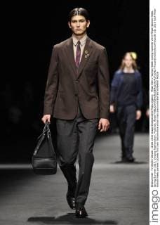 Milan Men s Fashion Week Spring Summer 2017 Milan Fashion Week, Spring Summer 2017. Versace Fashionshow. Pictured: Model  RiccardoxGiordanoxFotosicki