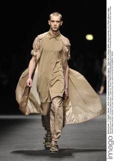 Milan Men s Fashion Week Spring Summer 2017 Milan Fashion Week, Spring Summer 2017. Versace Fashionshow. Pictured: Model  RiccardoxGiordanoxFotosicki