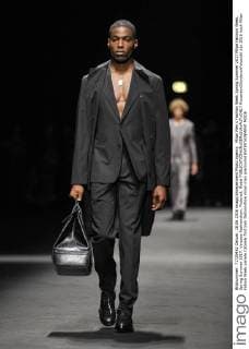 Milan Men s Fashion Week Spring Summer 2017 Milan Fashion Week, Spring Summer 2017. Versace Fashionshow. Pictured: Model  RiccardoxGiordanoxFotosicki
