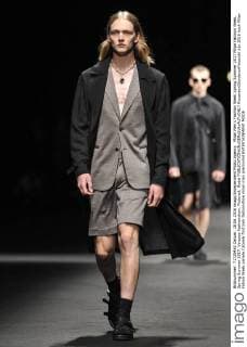 Milan Men s Fashion Week Spring Summer 2017 Milan Fashion Week, Spring Summer 2017. Versace Fashionshow. Pictured: Model  RiccardoxGiordanoxFotosicki