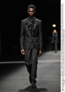 Milan Men s Fashion Week Spring Summer 2017 Milan Fashion Week, Spring Summer 2017. Versace Fashionshow. Pictured: Model  RiccardoxGiordanoxFotosicki