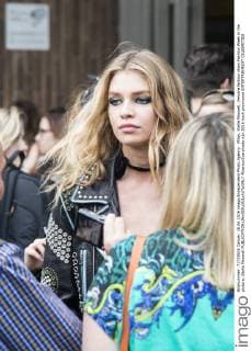Milan, Stella Maxwell, Versace fashion show Fashion Week in the picture: Stella Maxwell  AlbertoxScarpinato