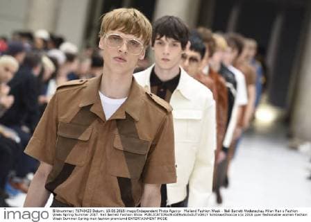 Mailand Fashion Week - Neil Barrett Modenschau Milan Man s Fashion Week Spring Summer 2017. Neil Barrett Fashion Show  SimonaxChioccia