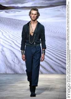 Mailand Fashion Week - Daks Modenschau Milan Man s Fashion Week Spring Summer 2017. Daks Fashion Show Pictured  SimonaxChioccia