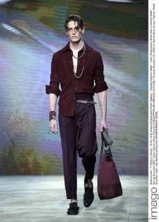 Mailand Fashion Week - Daks Modenschau Milan Man s Fashion Week Spring Summer 2017. Daks Fashion Show Pictured  SimonaxChioccia