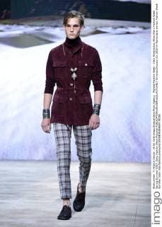 Mailand Fashion Week - Daks Modenschau Milan Man s Fashion Week Spring Summer 2017. Daks Fashion Show Pictured  SimonaxChioccia