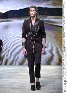 Mailand Fashion Week - Daks Modenschau Milan Man s Fashion Week Spring Summer 2017. Daks Fashion Show Pictured  SimonaxChioccia
