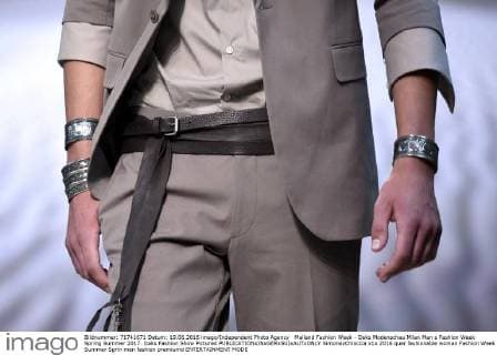 Mailand Fashion Week - Daks Modenschau Milan Man s Fashion Week Spring Summer 2017. Daks Fashion Show Pictured  SimonaxChioccia