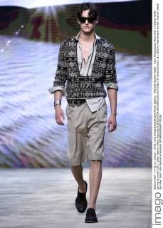 Mailand Fashion Week - Daks Modenschau Milan Man s Fashion Week Spring Summer 2017. Daks Fashion Show Pictured  SimonaxChioccia