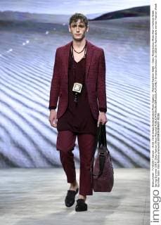 Mailand Fashion Week - Daks Modenschau Milan Man s Fashion Week Spring Summer 2017. Daks Fashion Show Pictured  SimonaxChioccia