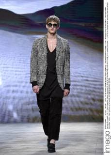 Mailand Fashion Week - Daks Modenschau Milan Man s Fashion Week Spring Summer 2017. Daks Fashion Show Pictured  SimonaxChioccia