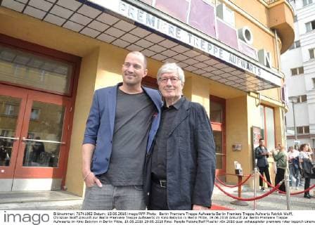Berlin Premiere Treppe Aufwaerts Berlin Premiere Treppe Aufwarts Patrick Wolff, Christian Wolff Ankunft zur Berlin Premiere Treppe Aufwaerts im Kino Babylon in Berlin Mitte, 19.06.2016 Ankunft zur Berlin Premiere Treppe Aufwaerts im Kino Babylon in Berlin Mitte, 19.06.2016 19.06.2016 Foto: People Picture Ralf Mueller