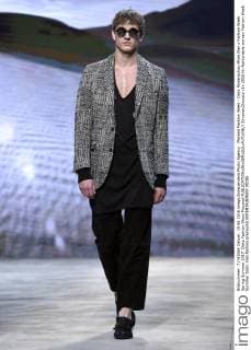 Mailand Fashion Week - Daks Modenschau Milan Man s Fashion Week Spring Summer 2017. Daks Fashion Show Pictured  SimonaxChioccia