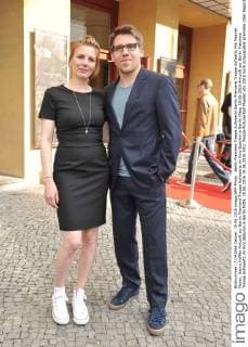 Berlin Premiere Treppe Aufwaerts Berlin Premiere Treppe Aufwarts Mia Maariel Meyer, Hanno Koffler Ankunft zur Berlin Premiere Treppe Aufwaerts im Kino Babylon in Berlin Mitte, 19.06.2016 Ankunft zur Berlin Premiere Treppe Aufwaerts im Kino Babylon in Berlin Mitte, 19.06.2016 19.06.2016 Foto: People Picture Ralf Mueller