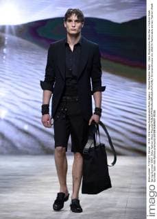 Mailand Fashion Week - Daks Modenschau Milan Man s Fashion Week Spring Summer 2017. Daks Fashion Show Pictured  SimonaxChioccia