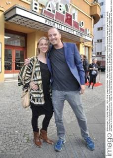 Berlin Premiere Treppe Aufwaerts Berlin Premiere Treppe Aufwarts Patrick Wolff, Marlene Marlow Ankunft zur Berlin Premiere Treppe Aufwaerts im Kino Babylon in Berlin Mitte, 19.06.2016 Ankunft zur Berlin Premiere Treppe Aufwaerts im Kino Babylon in Berlin Mitte, 19.06.2016 19.06.2016 Foto: People Picture Ralf Mueller