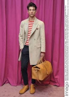 Mailand Fashion Week - Ermanno Scervino Modenschau Milan Men s Fashion Week Spring Summer 2017 Milan Fashion Week, Spring Summer 2017.Ermanno Scervino Presentations. Pictured: Model  RiccardoxGiordanoxFotosicki