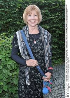Premiere Honig im Kopf im Schlosspark Theater Ursula Monn Ankunft Premiere Honig im Kopf im Schlosspark Theater in Berlin, 18.06.2016