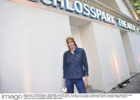 Premiere Honig im Kopf im Schlosspark Theater Anouschka Renzi Ankunft Premiere Honig im Kopf im Schlosspark Theater in Berlin, 18.06.2016
