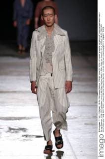 MILAN, June 19, 2016 -- A model presents a creation of Vivienne Westwood men s Spring-Summer 2016-2017 collection, part of the Milan Fashion Week in Milan, Italy, on June 19, 2016. ) ITALY-MILAN-FASHION WEEK-MEN-VIVIENNE WESTWOOD jinxyu 