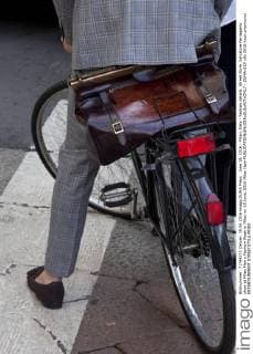 June 19, 2016 - Milan, Italy - Fashion details. Street Style. Salvatore Ferragamo show at Milan Men s Fashion Week in Milan on 19 June, 2016 Milan Italy  - ZUMAn230