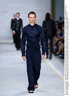 (160620) -- MILAN, June 20, 2016 -- A model presents a creation of Diesel Black Gold men s Spring-Summer 2016-2017 collection during the Milan Fashion Week in Milan, Italy, on June 20, 2016. ) ITALY-MILAN-FASHION WEEK-MEN-DIESEL BLACK GOLD JinxYu 