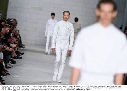 (160620) -- MILAN, June 20, 2016 -- Models present creations of Diesel Black Gold men s Spring-Summer 2016-2017 collection during the Milan Fashion Week in Milan, Italy, on June 20, 2016. ) ITALY-MILAN-FASHION WEEK-MEN-DIESEL BLACK GOLD JinxYu 