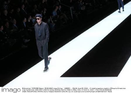 (160620) -- MILAN, June 20, 2016 -- A model presents a creation of Emporio Armani men s Spring-Summer 2016-2017 collection during the Milan Fashion Week in Milan, Italy, on June 20, 2016. ) ITALY-MILAN-FASHION WEEK-MEN-EMPORIO ARMANI JinxYu 