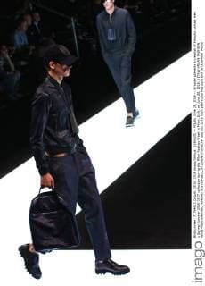 (160620) -- MILAN, June 20, 2016 -- A model presents a creation of Emporio Armani men s Spring-Summer 2016-2017 collection during the Milan Fashion Week in Milan, Italy, on June 20, 2016. ) ITALY-MILAN-FASHION WEEK-MEN-EMPORIO ARMANI JinxYu 