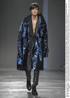 Mailand Men s Fashion Week - Strateas Carlucci Modenschau Milan Men s Fashion Week Spring Summer 2017 Milan Fashion Week, Spring Summer 2017.Strateas Carlucci fashion show. Pictured: model  RiccardoxGiordanoxFotosicki