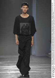 Mailand Men s Fashion Week - Strateas Carlucci Modenschau Milan Men s Fashion Week Spring Summer 2017 Milan Fashion Week, Spring Summer 2017.Strateas Carlucci fashion show. Pictured: model  RiccardoxGiordanoxFotosicki