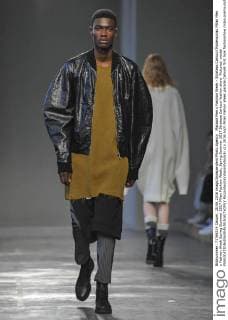 Mailand Men s Fashion Week - Strateas Carlucci Modenschau Milan Men s Fashion Week Spring Summer 2017 Milan Fashion Week, Spring Summer 2017.Strateas Carlucci fashion show. Pictured: model  RiccardoxGiordanoxFotosicki