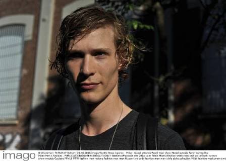 Milan: Guest attends Fendi men show Model outside Fendi during the Milan Men s Fashion .  GaetanoxPiazzolla