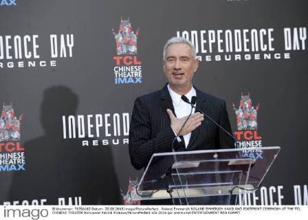 Roland Emmerich ROLAND EMMERICH HAND AND FOOTPRINT CEREMONY AT THE TCL CHINESE THEATER Hollywood Patrick Rideaux PicturePerfect