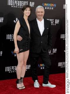 Charlotte Gainsbourg & Roland Emmerich INDEPENDENCE DAY RESURGENCE FILM PREMIERE Hollywood Patrick Rideaux PicturePerfect