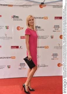 Model und Schauspielerin Lisa Loch kommt am 20.06.2016 in Köln zur Abendveranstaltung anlässich der Jurysitzung zum international Emmy Award 2016 - Semi-Final Round of Judging der International Emmy Awards -