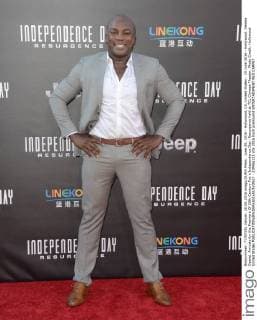 June 20, 2016 - Hollywood, CA, United States - 20 June 2016 - Hollywood. Deobia Oparei. Arrivals for the Premiere Of 20th Century Fox s Independence Day: Resurgence held at TCL Chinese Theater. Photo Credit: Hollywood United States - ZUMAa123